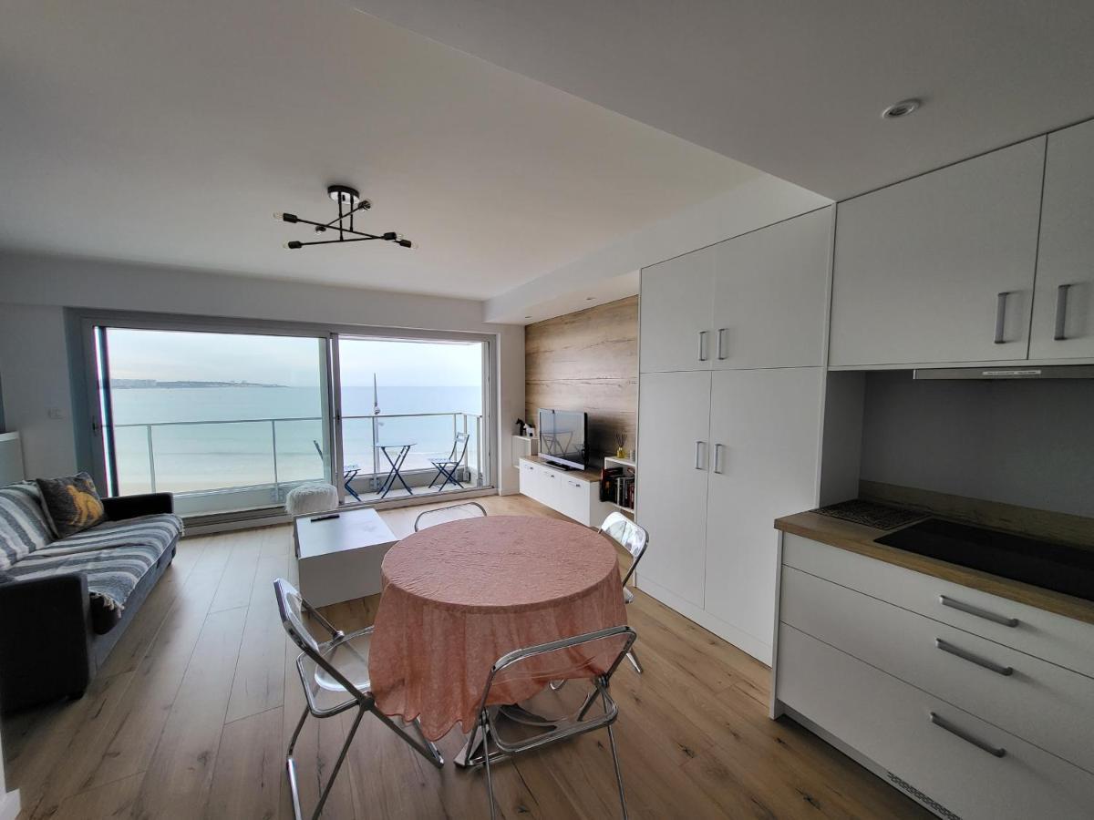 Appartement T2 Face Plage Avec Balcon, Cuisine Equipee Et Tv - Fr-1-92-908 莱萨布勒-多洛讷 外观 照片